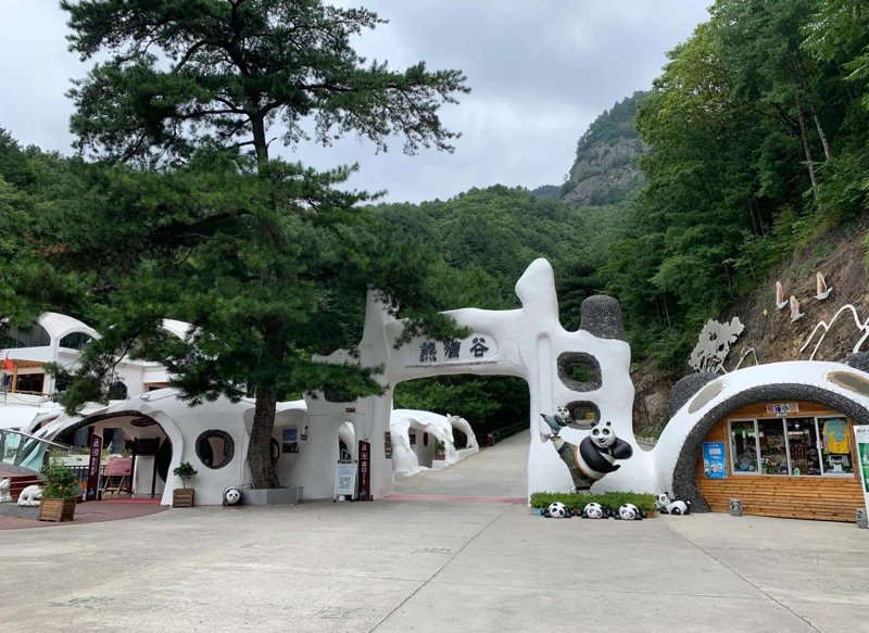 在户外徒步时，选择一个好的导航软件能够让你的旅程更加轻松愉快。今天我们就来探讨一下目前市面上流行的几款户外徒步导航软件，并通过具体案例帮助你找到最适合自己的那一款。